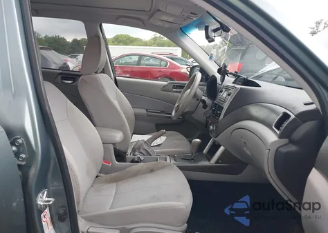 2012 Subaru Forester 2.5X Premium из США, поврежденный, VIN JF2SHADC6CH446639